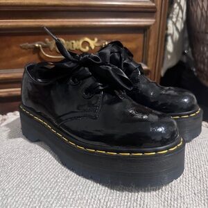 Dr. Martens Black Holly Patent Platform Shoes size 8